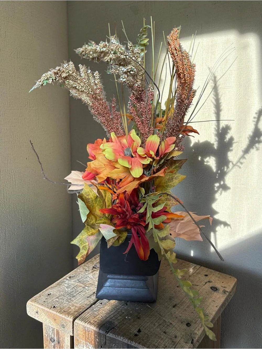 Beautiful Fall Harvest Floral Arrangement – Complete Display